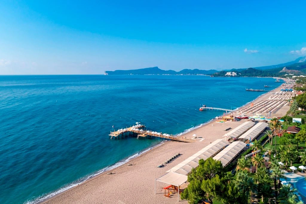 Seven Seas Hotel Life - პლაჟი პირსი