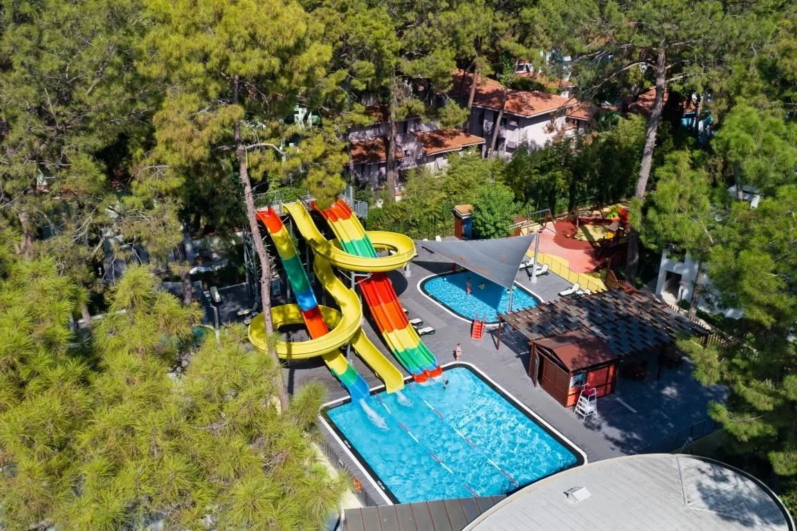 Seven Seas Hotel Life - აკვაპარკი