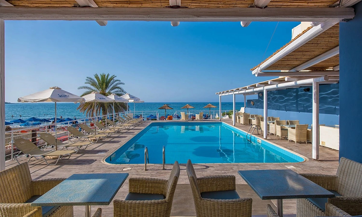 STALIS HOTEL - ღია აუზი